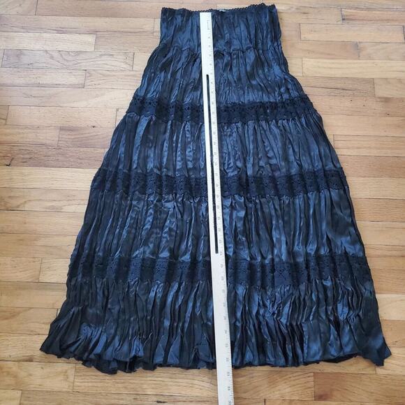 Rampage Vintage Crinkled Satin Tiered‎ Midi Skirt Crochet Lace Dark Fairy Witchy - Picture 4 of 6
